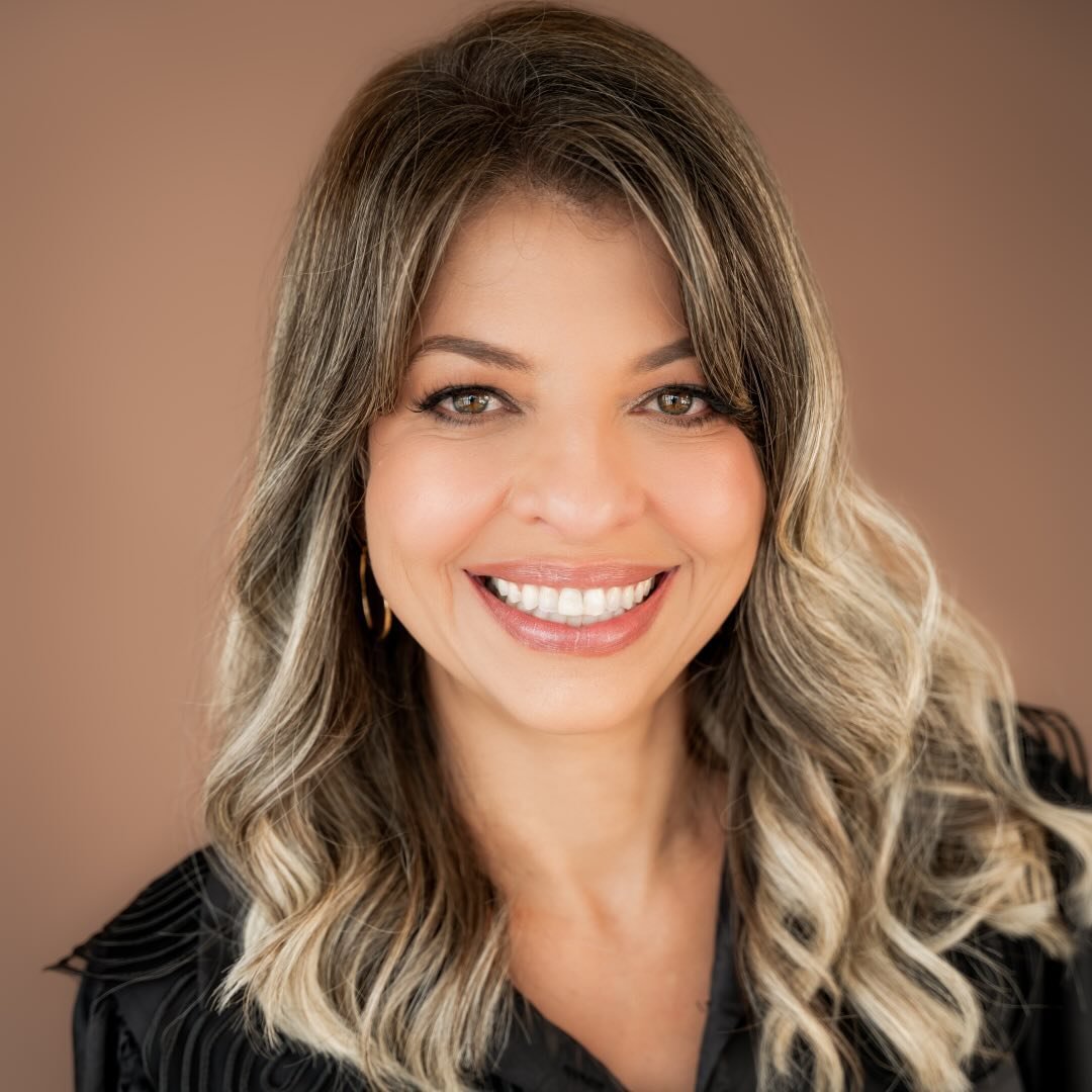 Dra Simone Sena